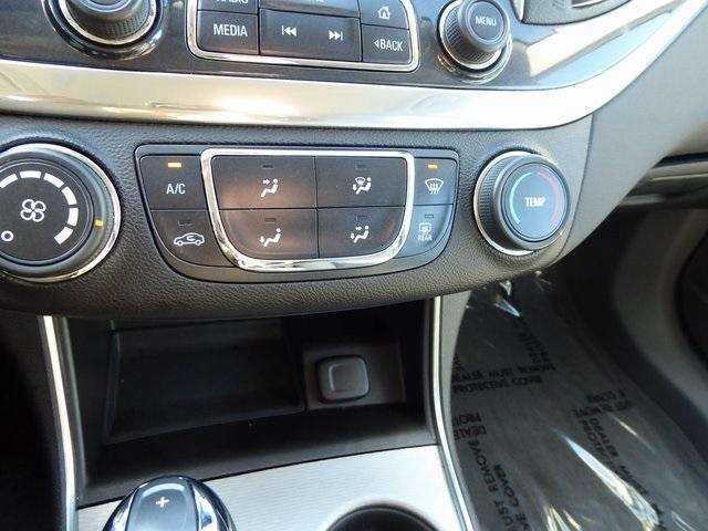 Chevrolet Impala 2016 photo 22